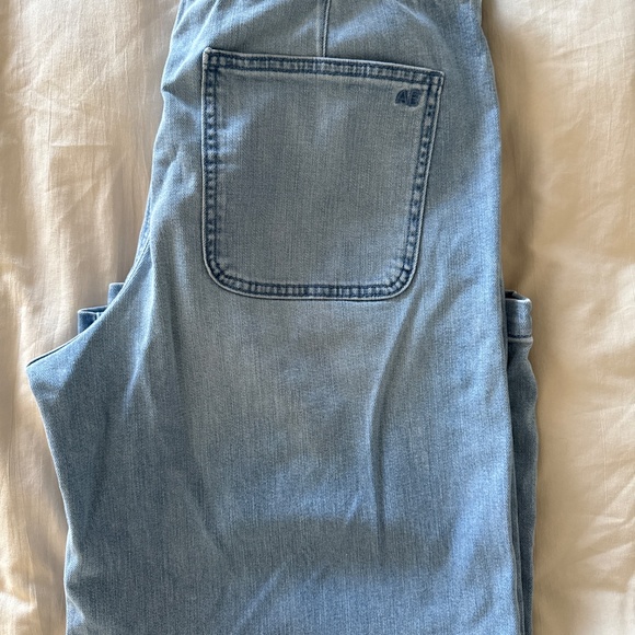 American eagle elastic waist jean size medium - Picture 3 of 3